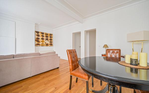 Appartement à louer    2 pièces •  Paris 17