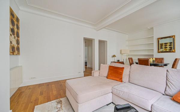 Appartement à louer    2 pièces •  Paris 17