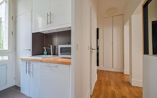 Appartement à louer    2 pièces •  Paris 17