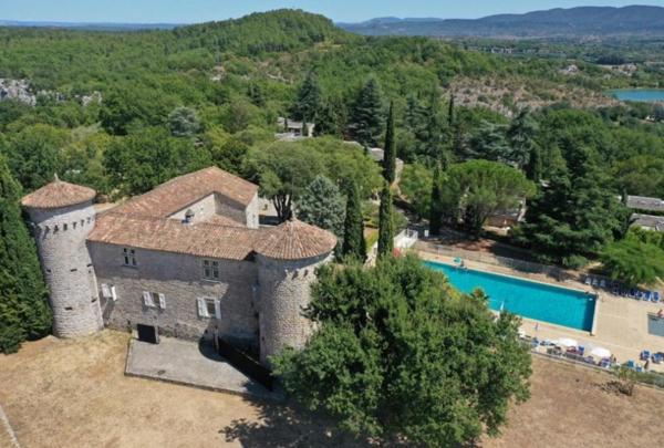 INVESTISSEMENT LOCATIF  BERRIAS ET CASTELJAU - Résidence Vacances Bleues Lou Castel***- 7,29%  de rentabilité