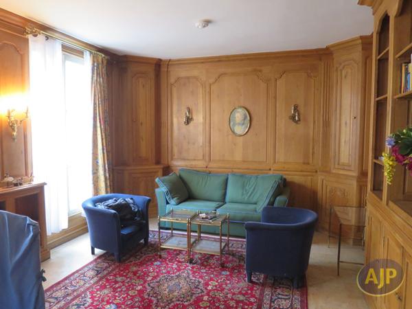 Vente appartement Paris 4eme : 579 000 € - AJP Immobilière Passy Paris 16