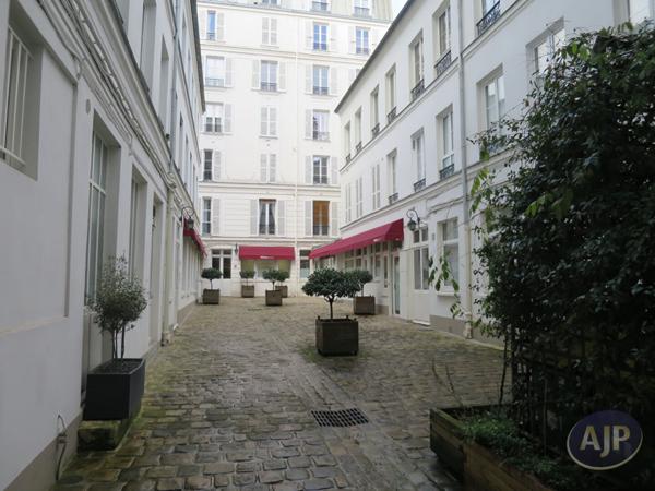 Vente appartement Paris 4eme : 579 000 € - AJP Immobilière Passy Paris 16