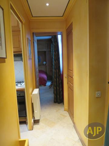 Vente appartement Paris 4eme : 579 000 € - AJP Immobilière Passy Paris 16