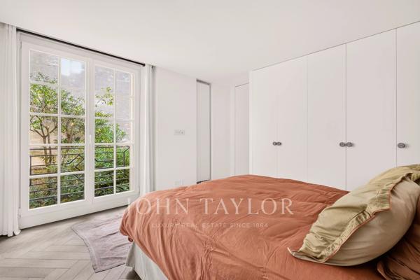 Île Saint-Louis – Appartement traversant – Parfait pied-à-terre