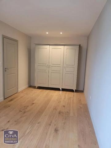 Appartement à louer 3 pièces 70.88m² Valenciennes (59300)