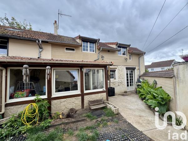 Maison à vendre 5 pièces 122 m² Guignes