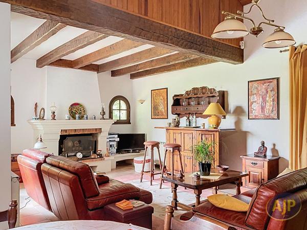 Vente maison Eysines : 610 745 € - AJP Castelnau Immobilier