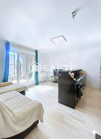 3 pièces avec balcon - 10 minutes à pied RER D