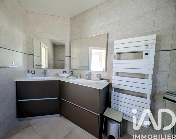 Maison à vendre 4 pièces 137 m² Céret