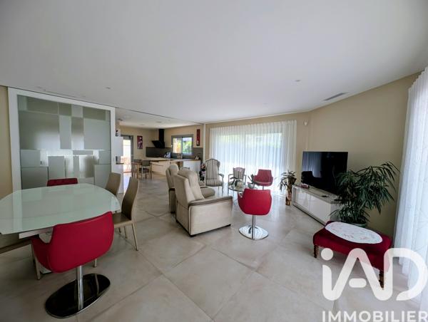 Maison à vendre 4 pièces 137 m² Céret