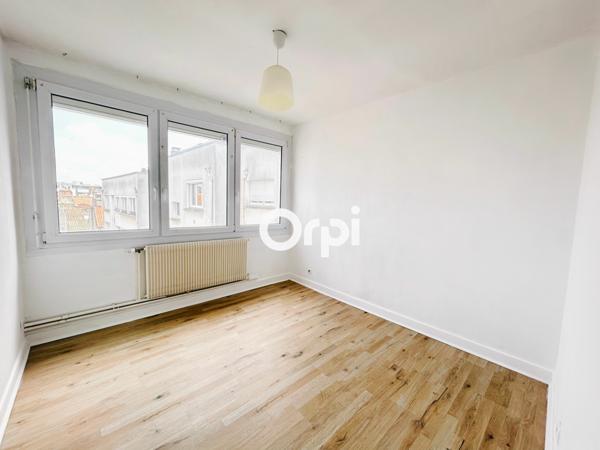 Appartement à louer    5 pièces • 103 m2 Boulogne-sur-Mer