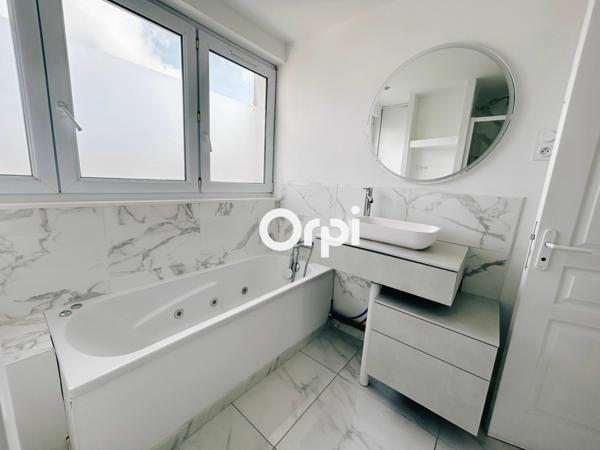 Appartement à louer    5 pièces • 103 m2 Boulogne-sur-Mer