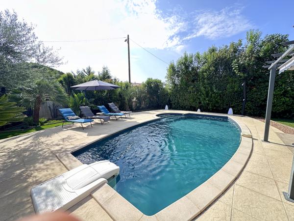 Maison 5 pièces - 142 m² Bien prestige