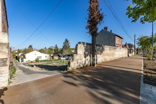 Terrain à bâtir SOISSONS centre (02)