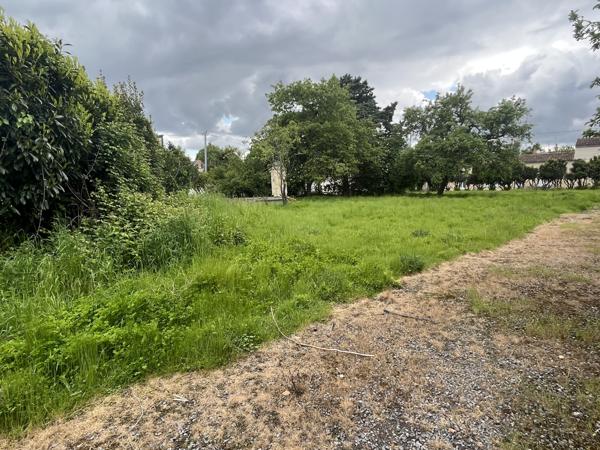 Brion-près-Thouet (79290) ref 60513 BRION PRES THOUET Terrain constructible hors lotissement de 1258m²
