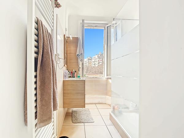 À vendre Appartement T4 74 m²  Secteur Prado / Saint-Giniez 13008 Marseille