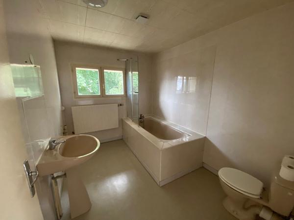 Maison St Quentin 7 pièce(s) 150 m2