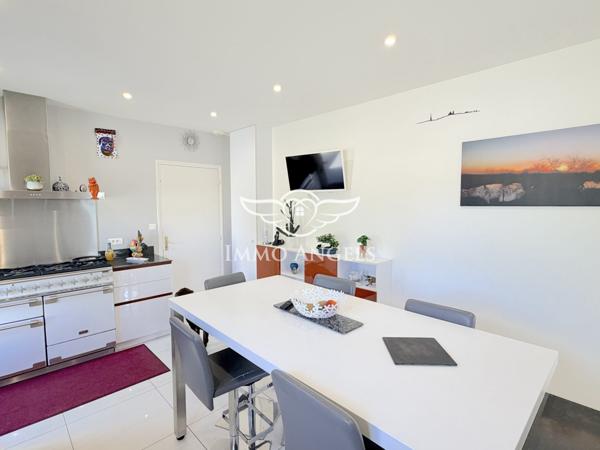 Maison avec studio indépendant