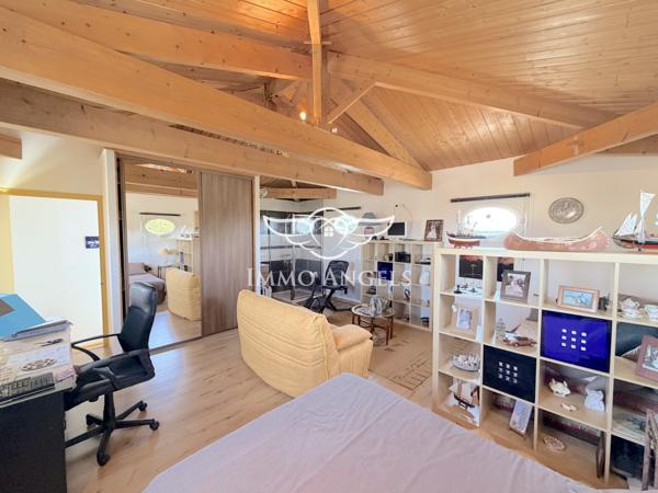Maison avec studio indépendant