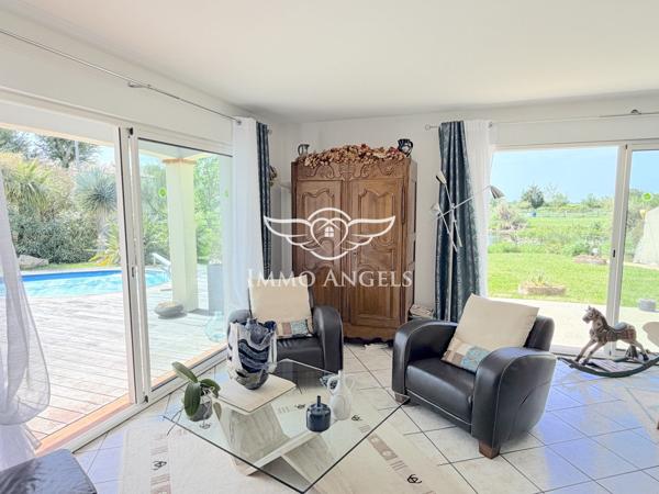 Maison avec studio indépendant