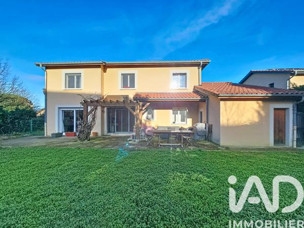 Maison à vendre 7 pièces 192 m² Corbas