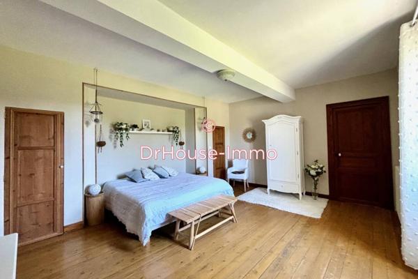 Bien immobilier à vendre 10 pièces de 365 m²