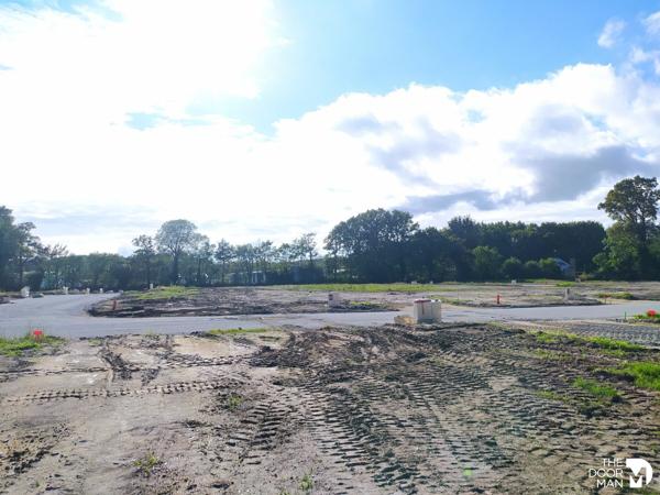 Terrain - Vendu - 494 m² - PEAULE | The Door Man