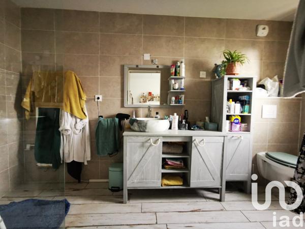 Maison 7 pièces de 137 m² à Bouloire (72440)