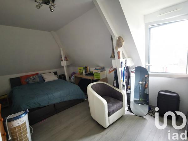 Maison 7 pièces de 137 m² à Bouloire (72440)