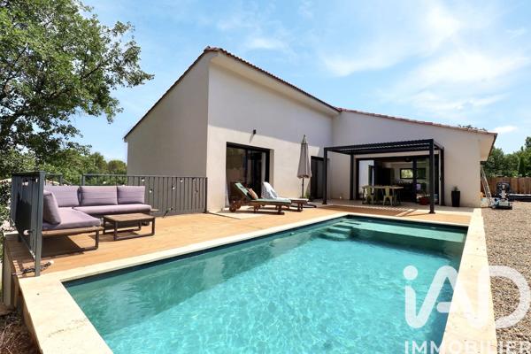 Maison à vendre 5 pièces 182 m² Saint-Maximin-la-Sainte-Baume