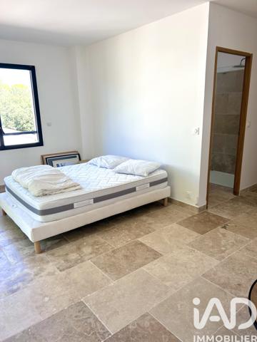 Maison à vendre 5 pièces 182 m² Saint-Maximin-la-Sainte-Baume