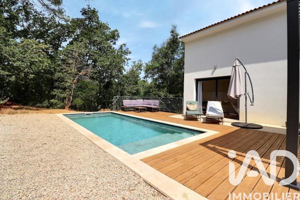 Maison à vendre 5 pièces 182 m² Saint-Maximin-la-Sainte-Baume