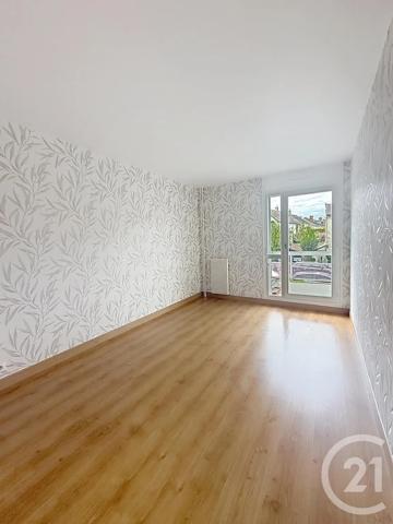 Appartement F4 à vendre  4 pièces - 94,06 m 2   MARGNY LES COMPIEGNE  - 60
