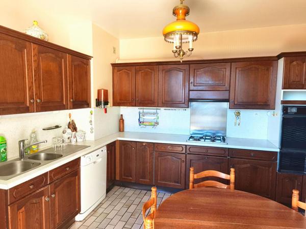 Maison familiale lumineuse à rénover - Romagnat