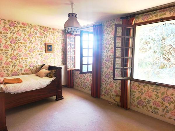 Maison familiale lumineuse à rénover - Romagnat