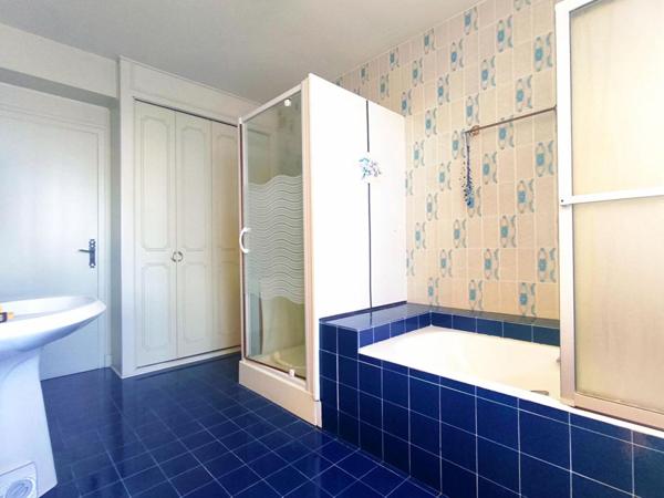 Maison familiale lumineuse à rénover - Romagnat