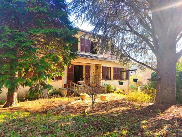 Maison familiale lumineuse à rénover - Romagnat