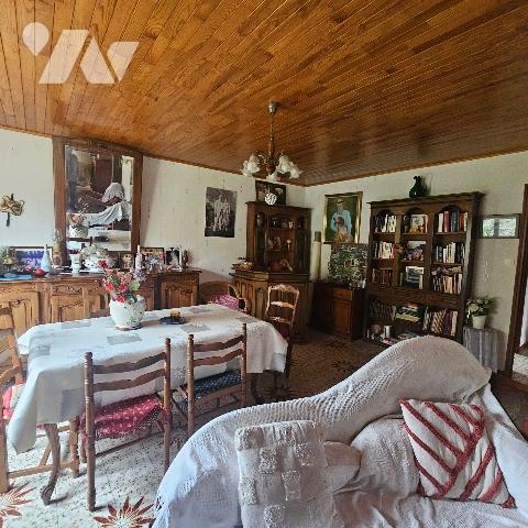 Transformez cette villa familiale à rénover en havre de paix dans un cadre paisible et verdoyant !