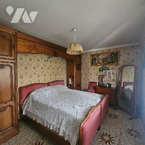 Transformez cette villa familiale à rénover en havre de paix dans un cadre paisible et verdoyant !