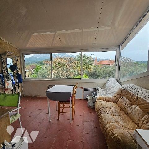 Transformez cette villa familiale à rénover en havre de paix dans un cadre paisible et verdoyant !