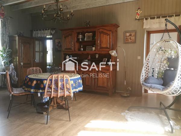 Maison en pierre 9 pièces 292 m² - Piscine, Dépendance & DPE D