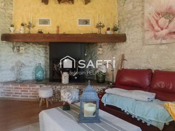 Maison en pierre 9 pièces 292 m² - Piscine, Dépendance & DPE D