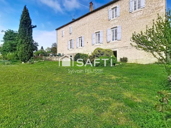 Maison en pierre 9 pièces 292 m² - Piscine, Dépendance & DPE D