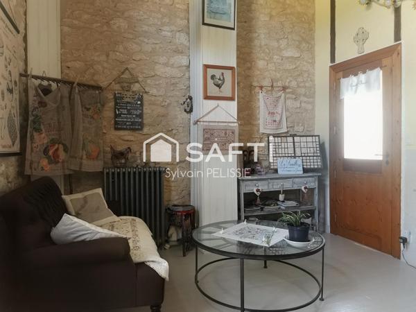 Maison en pierre 9 pièces 292 m² - Piscine, Dépendance & DPE D