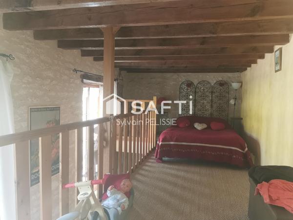 Maison en pierre 9 pièces 292 m² - Piscine, Dépendance & DPE D