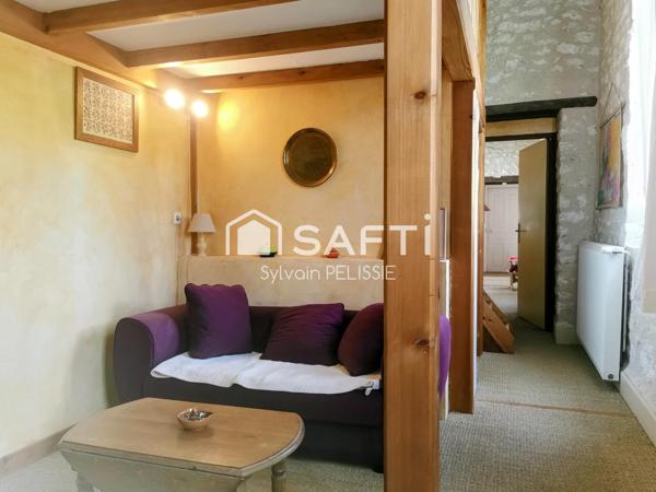 Maison en pierre 9 pièces 292 m² - Piscine, Dépendance & DPE D