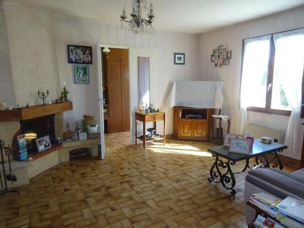 Achat - Maison | Maison individuelle Chauvigny 86300 5 pièces 103 m 2 757 m 2