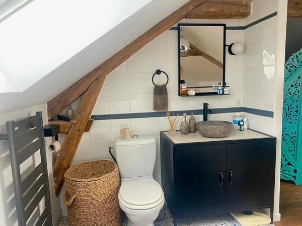 RARE SUR LE MARCHÉ – UNE MAISON DE CHARME AUX PRESTATIONS AUTHENTIQUES