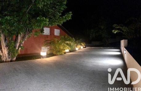 Maison à vendre 6 pièces 205 m² Le Tampon