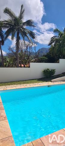 Maison à vendre 6 pièces 205 m² Le Tampon